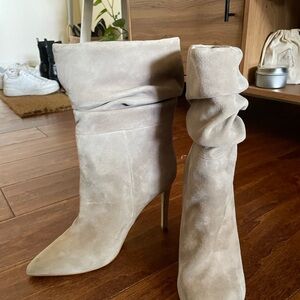 SUEDE GUESS BOOTIES